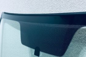 Предно стъкло НОВА MAZDA 3 III 2013-> AKU-2 на ниска цена