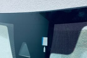 Предно стъкло НОВА MAZDA CX-5 2017- АКУ+КАМ+СЕНЗ-2 на ниска цена