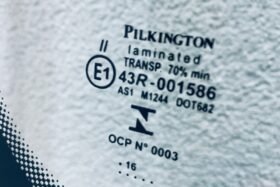 Предно стъкло НОВА SKODA OCTAVIA III 2013- KAM+SEN-3 на ниска цена