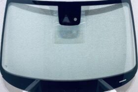 Предно стъкло НОВА SKODA OCTAVIA III 2013- KAM+SEN на ниска цена