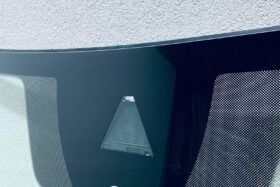 Предно стъкло НОВА SKODA OCTAVIA IV 20-KAM+SEN+HUD-2 на ниска цена