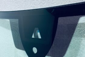 Предно стъкло НОВА SKODA SCALA 2019- КАМЕРА+СЕНЗОР+ОТОПЛЕНИЕ-2 на ниска цена