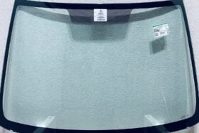 Предно стъкло НОВА TOYOTA COROLLA IX 2002-2007 на ниска цена