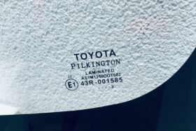 Предно стъкло НОВА TOYOTA COROLLA VIII 1997-2002 ОРИГИНАЛ TOYOTA-2 на ниска цена