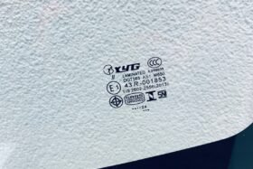 Предно стъкло НОВА TOYOTA PRIUS IV (XW50) 2015- САЩ-3 на ниска цена