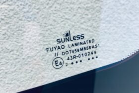 Предно стъкло НОВА TRAFIC VIVARO 2001-2014 SOL+SEN-3 на ниска цена