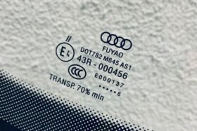 Предно стъкло НОВО AUDI A3 II CABRIO 15 ANT+SEN+OE-3 на ниска цена