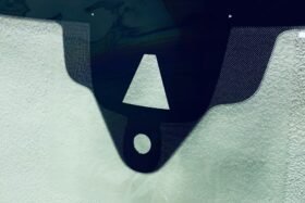 Предно стъкло НОВО AUDI A6 C8 2018- АКУ+КАМ+СЕН-2 на ниска цена