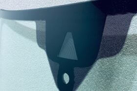 Предно стъкло НОВО AUDI A6 C8 2018 АКУ+КАМ+СЕН+ХУД-2 на ниска цена