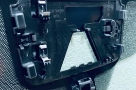 Предно стъкло AUDI Q3 2018- АКУСТИКА+КАМЕРА+СЕНЗОР-4 на ниска цена