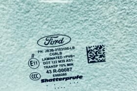 Предно стъкло НОВО FORD RANGER 2012- OE-3 на ниска цена