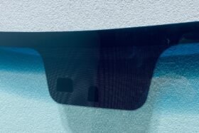 Предно стъкло НОВО KIA SPORTAGE 2010-2015 СЕНЗОР+ОГРЯВАНЕ-2 на ниска цена