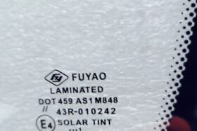 Предно стъкло НОВО MITSUBISHI COLT 3D VI 2007-2013-3 на ниска цена