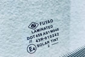 Предно стъкло НОВО OPEL CORSA D 2007-2014-3 на ниска цена