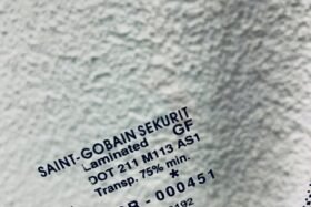 Предно стъкло НОВО OPEL CORSA D 2007-2014-3 на ниска цена