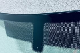 Предно стъкло Ново OPEL CORSA E 2014--2 на ниска цена