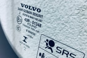 Предно стъкло НОВО VOLVO S90 2020- АКУ+КАМ+СЕН+ОЕ-3 на ниска цена