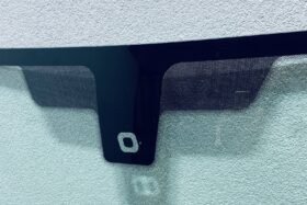 Предно стъкло OPEL CORSA C 2001-2007 СЕНЗОР-2 на ниска цена