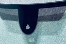 Предно стъкло OPEL CORSA D 2006-2014 СЕНЗОР-2 на ниска цена