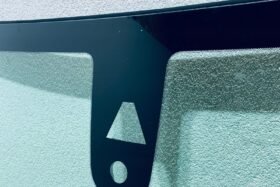 Предно стъкло OPEL INSIGNIA 17- АКУ+КАМ+СЕН+HUD+ОЕ-2 на ниска цена