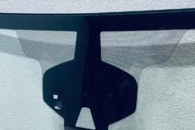 Предно стъкло OPEL INSIGNIA 2009-2011 с нагревател + сензор + знаци-2 на ниска цена