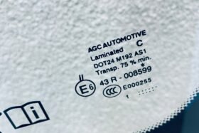 Предно стъкло OPEL INSIGNIA 2009- СОЛАРНО + СЕНЗОР-3 на ниска цена