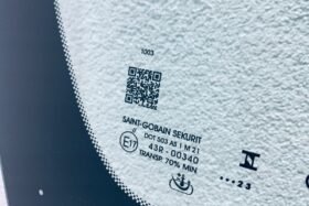 Предно стъкло OPEL INSIGNIA 2011-2013 СОЛАРИЧНО+СЕНЗОР+ЗНАКИ-3 на ниска цена