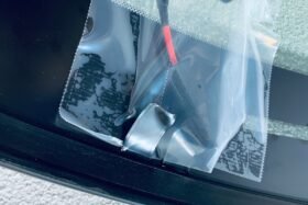 Предно стъкло OPEL INSIGNIA II 2017-KAM+SEN+GRZ-4 на ниска цена