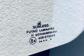 Предно стъкло OPEL VIAVARO RENAULT TRAFIC 2003-2014 SOLAR-3 на ниска цена