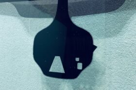 Предно стъкло OPEL ZAFIRA C 2011- СЕНЗОР+КАМЕРА-2 на ниска цена