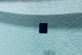 Предно стъкло PEUGEOT 206 1998-2008-2 на ниска цена