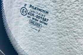 Предно стъкло PEUGEOT 206 CC 2001-2007 СОЛАРИЧНО-3 на ниска цена