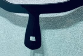 Предно стъкло PEUGEOT 208 2008 2012- АКУСТИКА+СЕНЗОР-2 на ниска цена