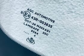 Предно стъкло PEUGEOT 208 2008 2012- АКУСТИКА+СЕНЗОР-3 на ниска цена