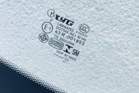 ПРЕДНО СТЪКЛО PEUGEOT 307 CC 2D 2003-2008 СЕНЗОР+GPS-3 на ниска цена