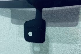 ПРЕДНО СТЪКЛО PEUGEOT 308 2013- 5D HB/5D KBI СЕНЗОР-2 на ниска цена