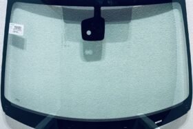 Предно стъкло PEUGEOT 308 2013- СЕНЗОР ЗА ДЪЖД/ЗАЗОР на ниска цена