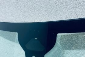 Предно стъкло PEUGEOT 308 2021- 408 2022- OPEL ASTRA L 2022- KAM+СЕН+ГРЗ-2 на ниска цена