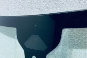 Предно стъкло PEUGEOT 308 2021- 408 2022- OPEL ASTRA L 2022- KAM+СЕН+ЗАГР+OE-2 на ниска цена