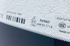 Предно стъкло PEUGEOT 308 2021- 408 2022- OPEL ASTRA L 2022- KAM+СЕН+ЗАГР+OE-3 на ниска цена