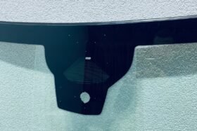 Предно стъкло PEUGEOT 308 2021- 408 2023- ASTRA L 2022- КАМ+СЕН+ГРЗ+ОЕ PSA-2 на ниска цена