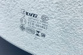 ПРЕДНО СТЪКЛО PEUGEOT 308 III 2021- КАМЕРА+СЕНЗОР-3 на ниска цена