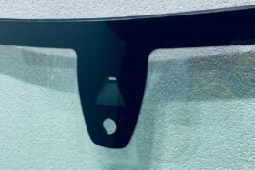 Предно стъкло PEUGEOT 508 II 2018- АКУСТИКА+КАМЕРА+СЕНЗОР-2 на ниска цена