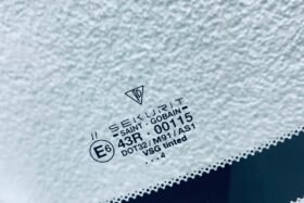 Предно стъкло PORSCHE 911 996 CPE/CAB 1997-2002 СЕНЗОР+АНТЕНА+ОРИГИНАЛ-3 на ниска цена