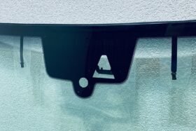 Предно стъкло PORSCHE 911 COUPE 992 2019- КАМЕРА+СЕНЗОР+АНТЕНА-2 на ниска цена