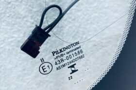 Предно стъкло PORSCHE BOXTER 987 CAYMAN 2006- СЕНЗОР+АНТЕНИ-3 на ниска цена