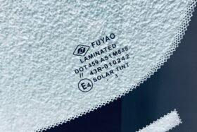 Предно стъкло PORSCHE BOXTER 987 CAYMAN 987C 2005-2013 АНТЕНА-3 на ниска цена