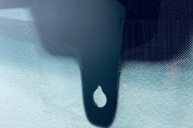 Предно стъкло PORSCHE CAYENNE 2010-2017 АКУСТИКА+СЕНЗОР-2 на ниска цена