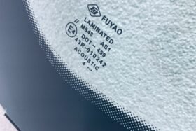 Предно стъкло PORSCHE CAYENNE 2010-2017 АКУСТИКА+СЕНЗОР-3 на ниска цена