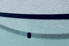 Предно стъкло RANGE ROVER 3D/5D 1993-1994-2 на ниска цена